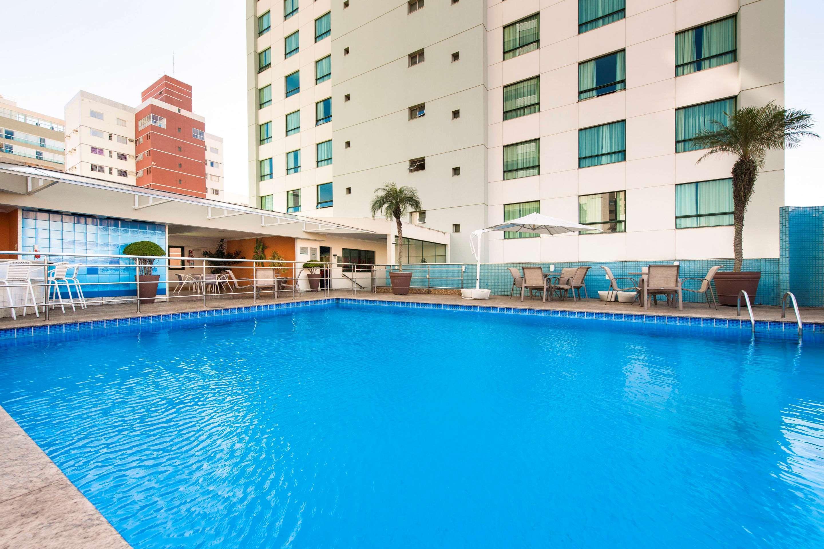 Comfort Suites Vitória Dış mekan fotoğraf